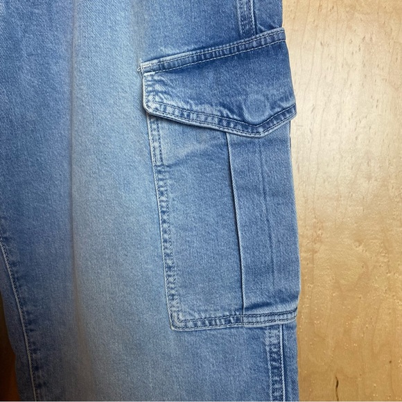 Gap Organic Cotton '90s Loose Cargo Jeans - Picture 4 of 11
